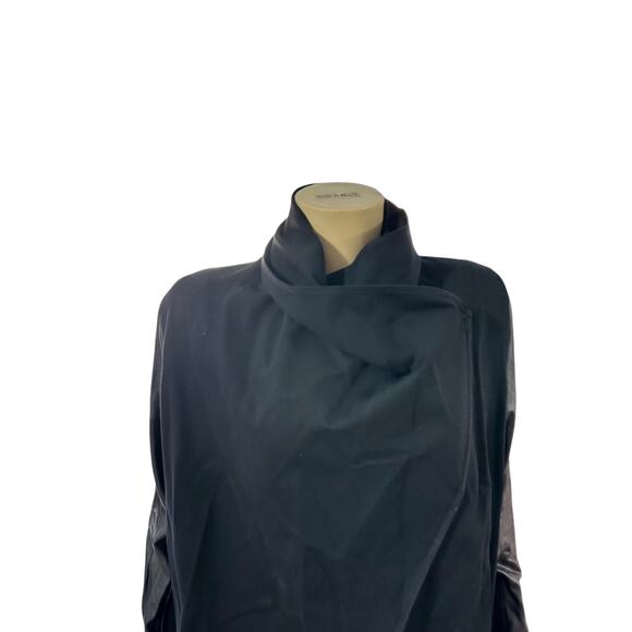 Spanx Womens Faux Leather Convertible Jacket Size M Black Outdoors Mid Length - Picture 4 of 15